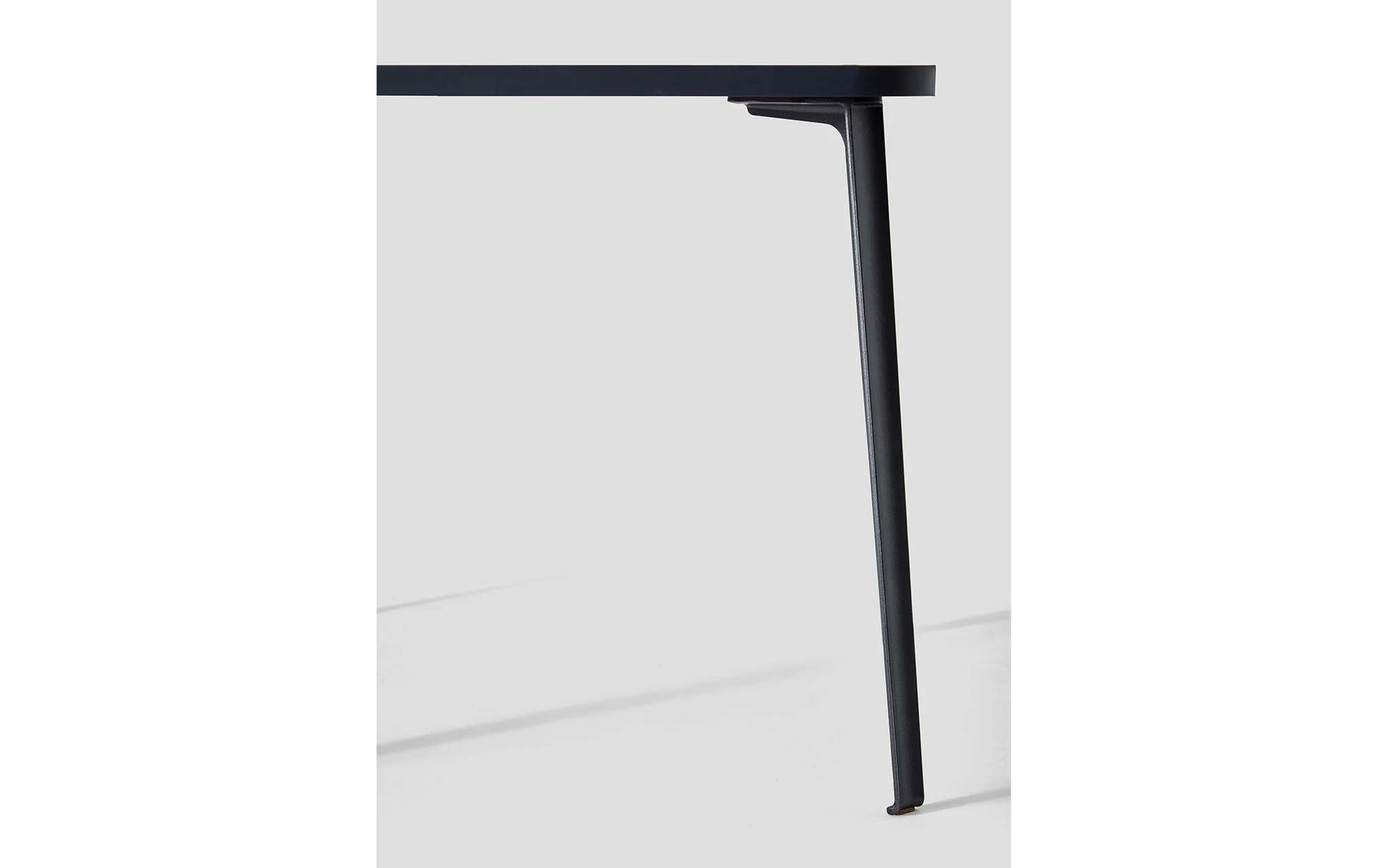 Canteen table - Image 6