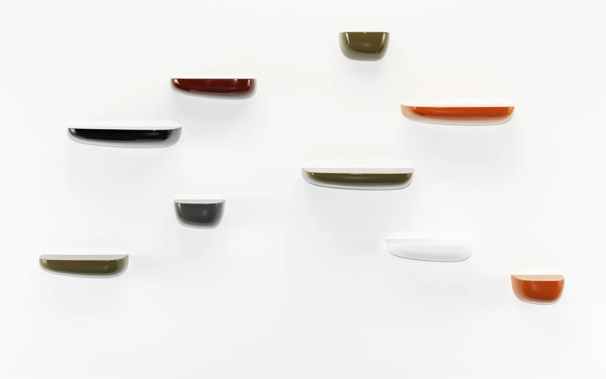 Corniches shelves