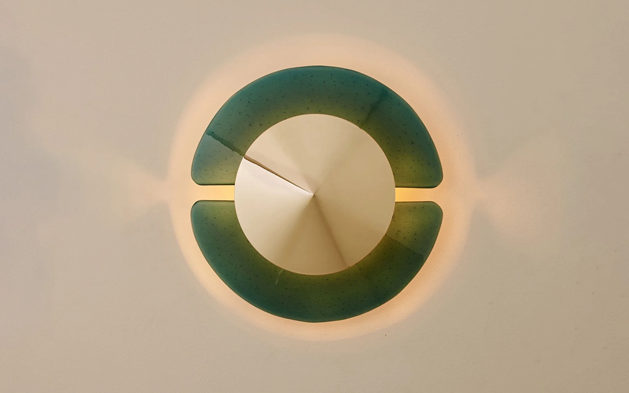 Crown flush mount - Image 2