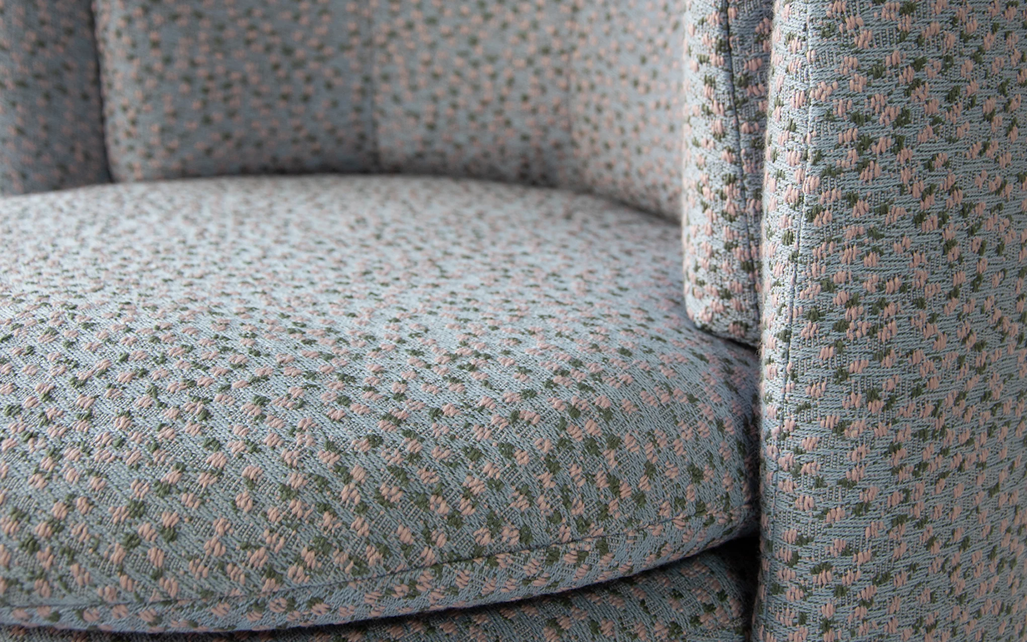 Ex-Display Group cocktail chair - Image 3