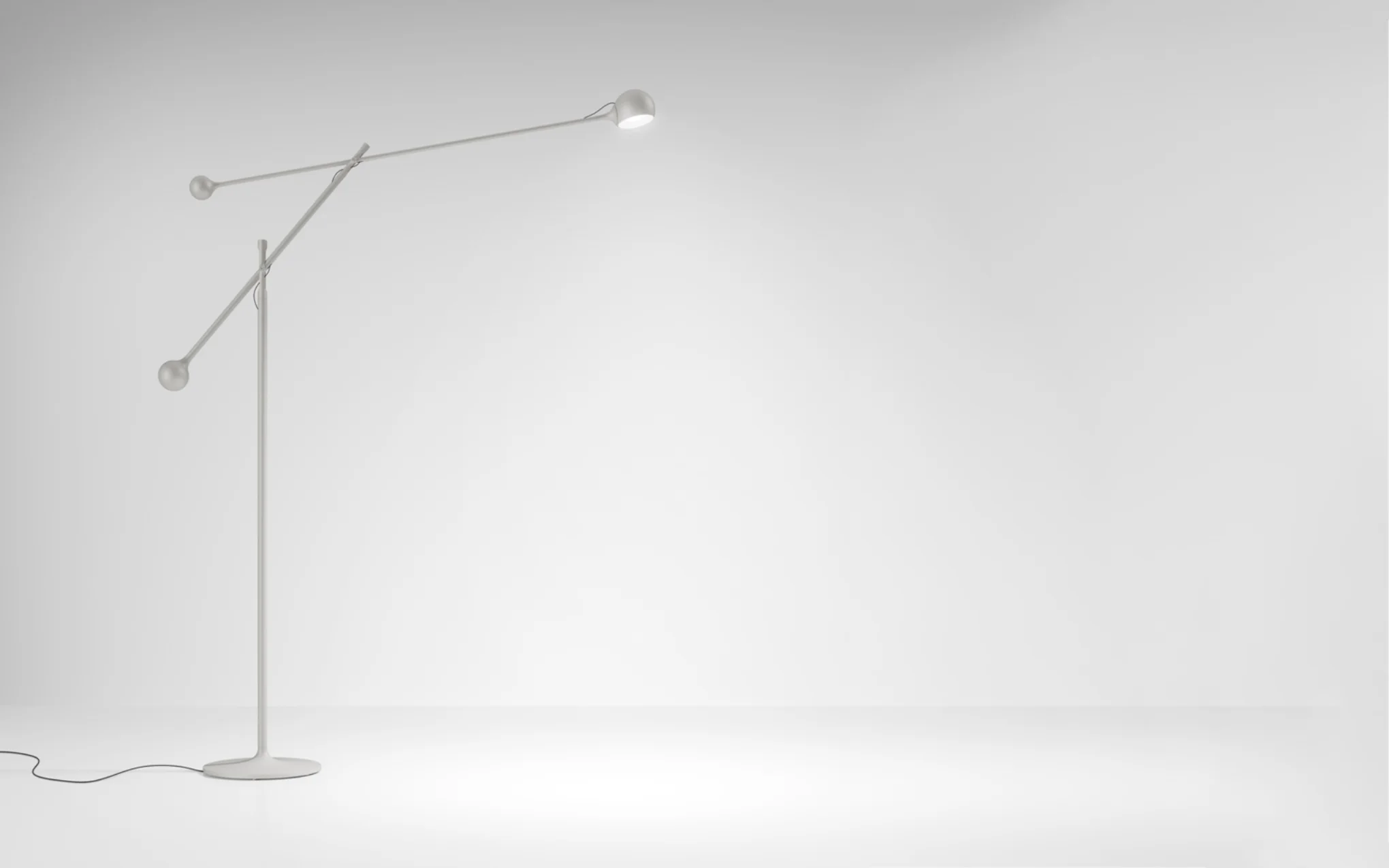IXA floor light - Image 2