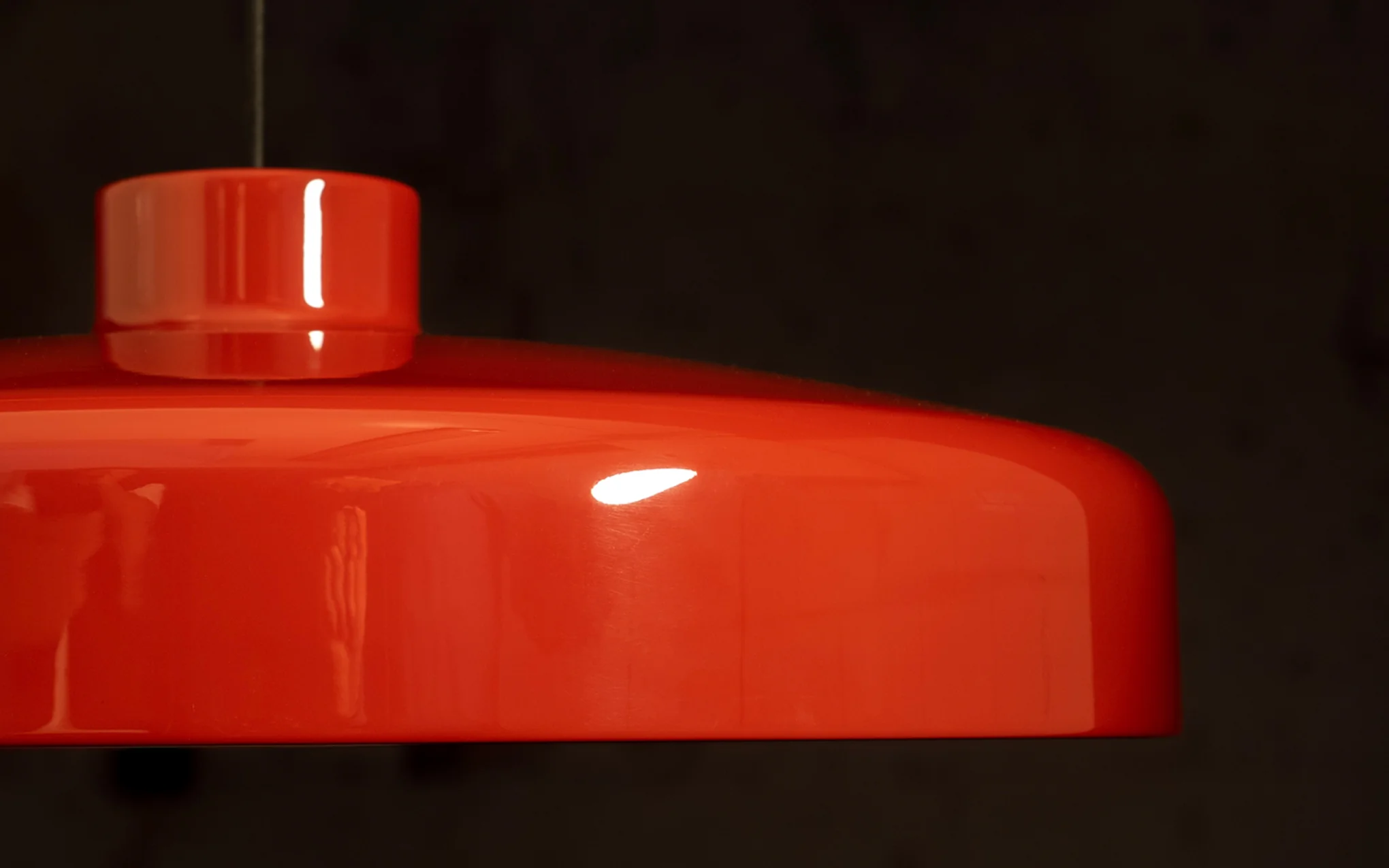 Lacquer pendant - Image 13