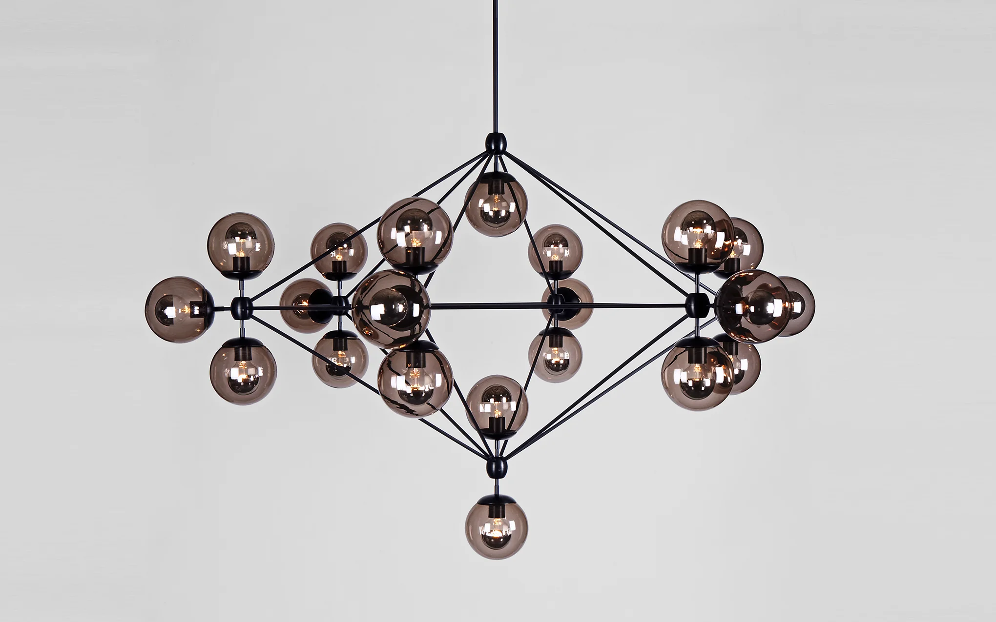 Modo chandelier - 6 sided, 21 globe