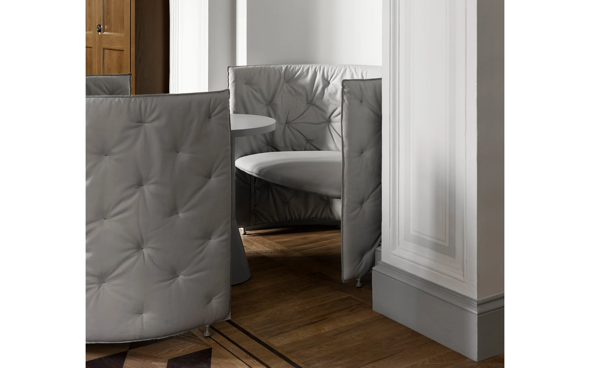 Niche sofa - Image 6