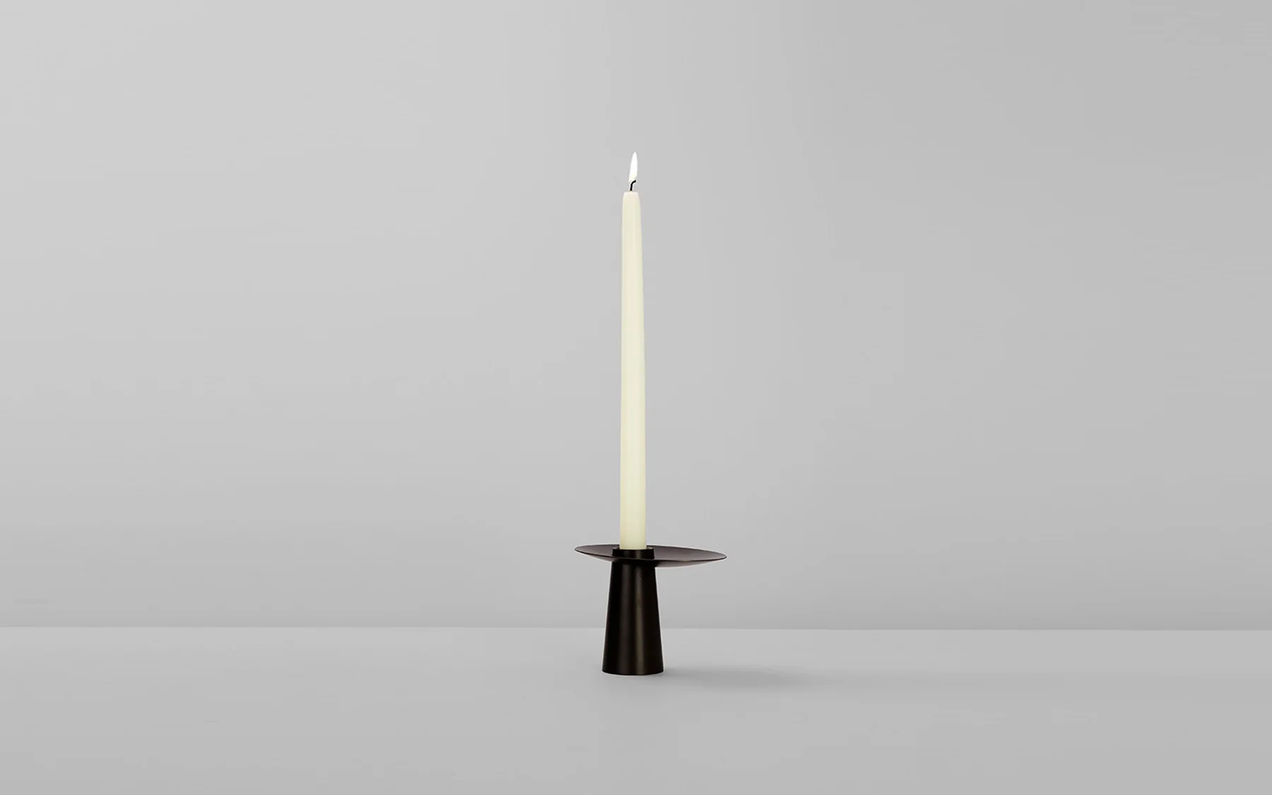 Orbit candleholder 03