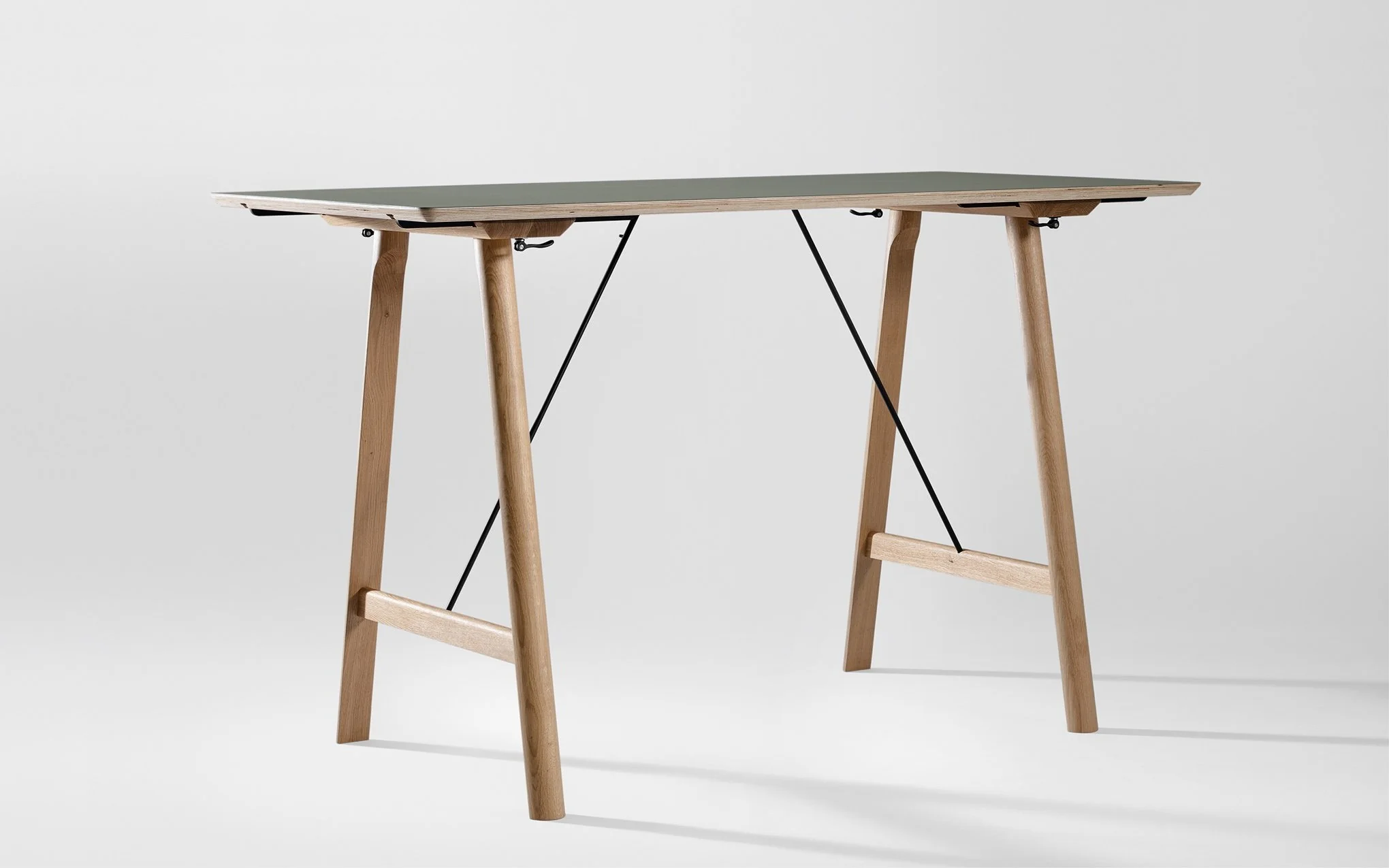 Rail high table