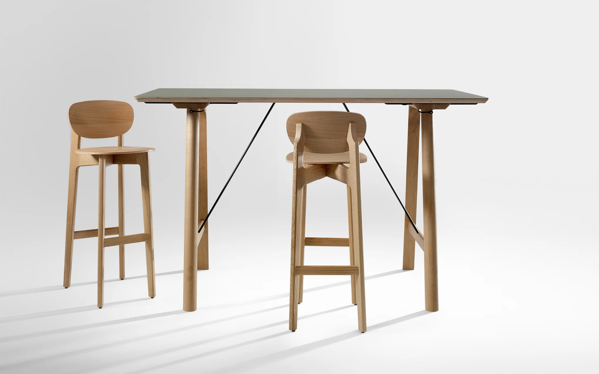Rail high table - Image 2
