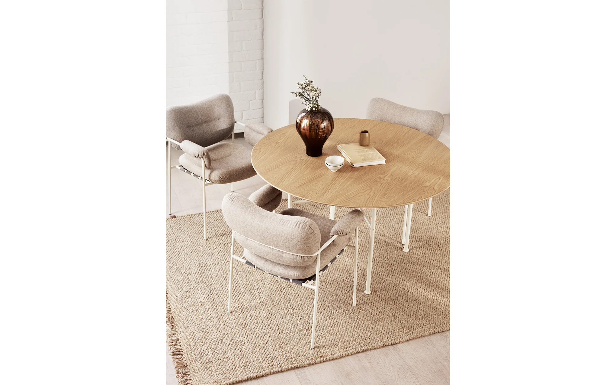 Supper round table - Image 5