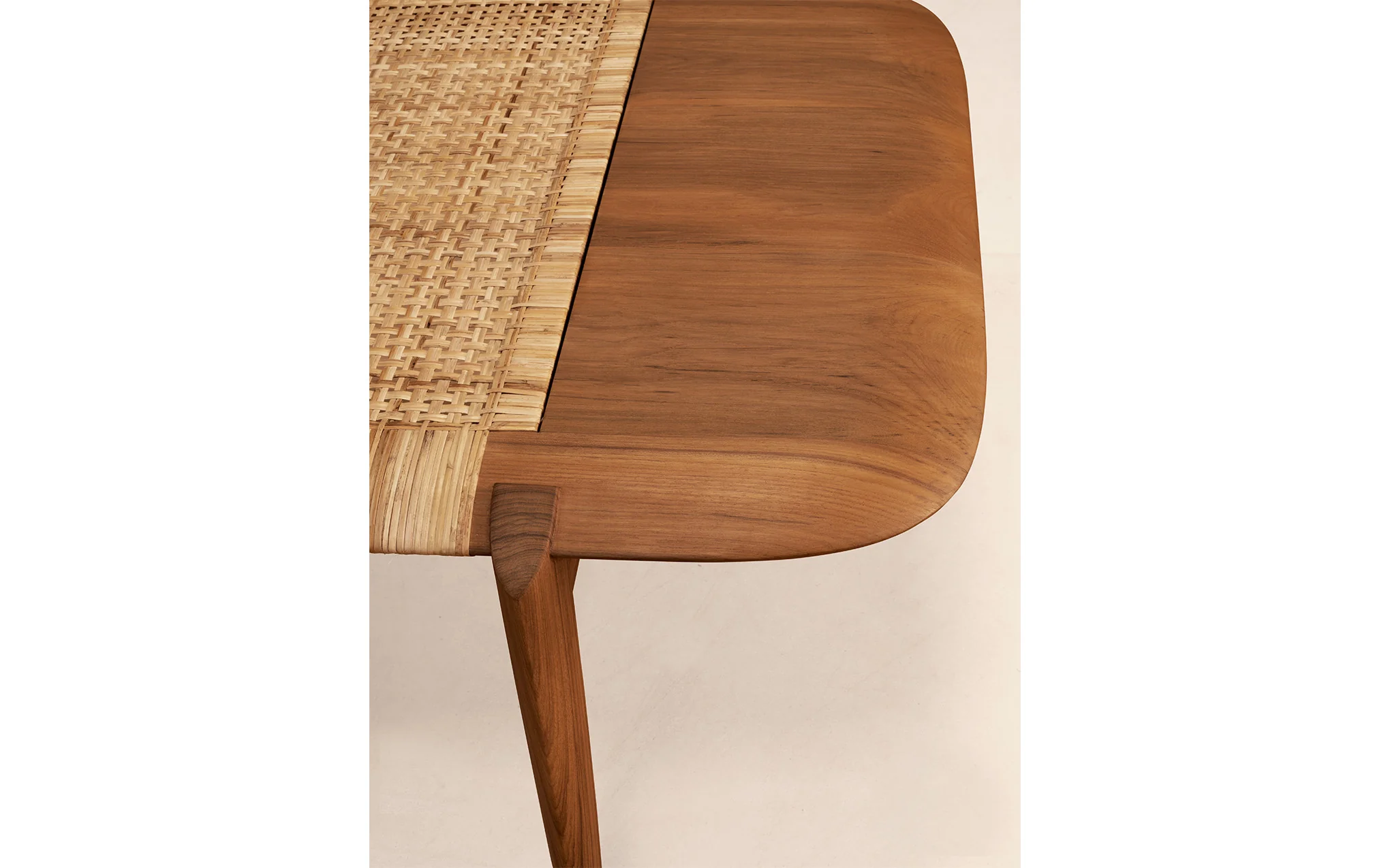 Tangāli day bed - Image 6