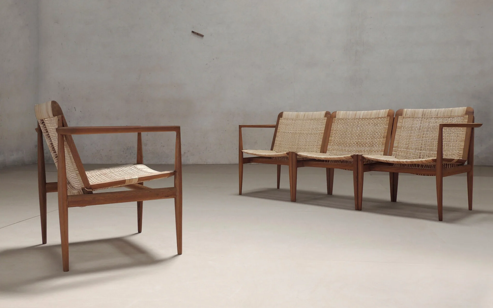 Tangāli modular chair - Image 13