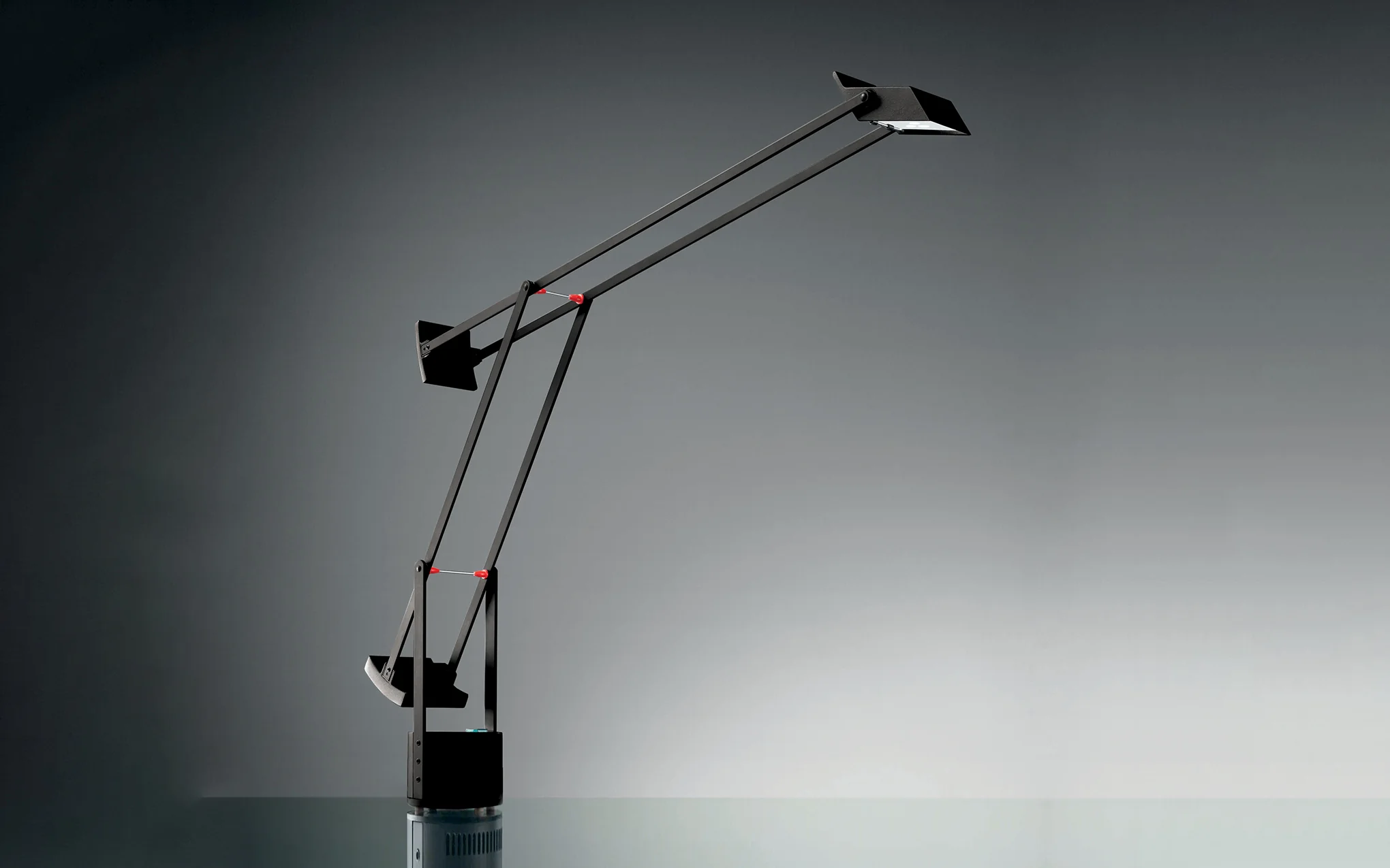 Tizio table light