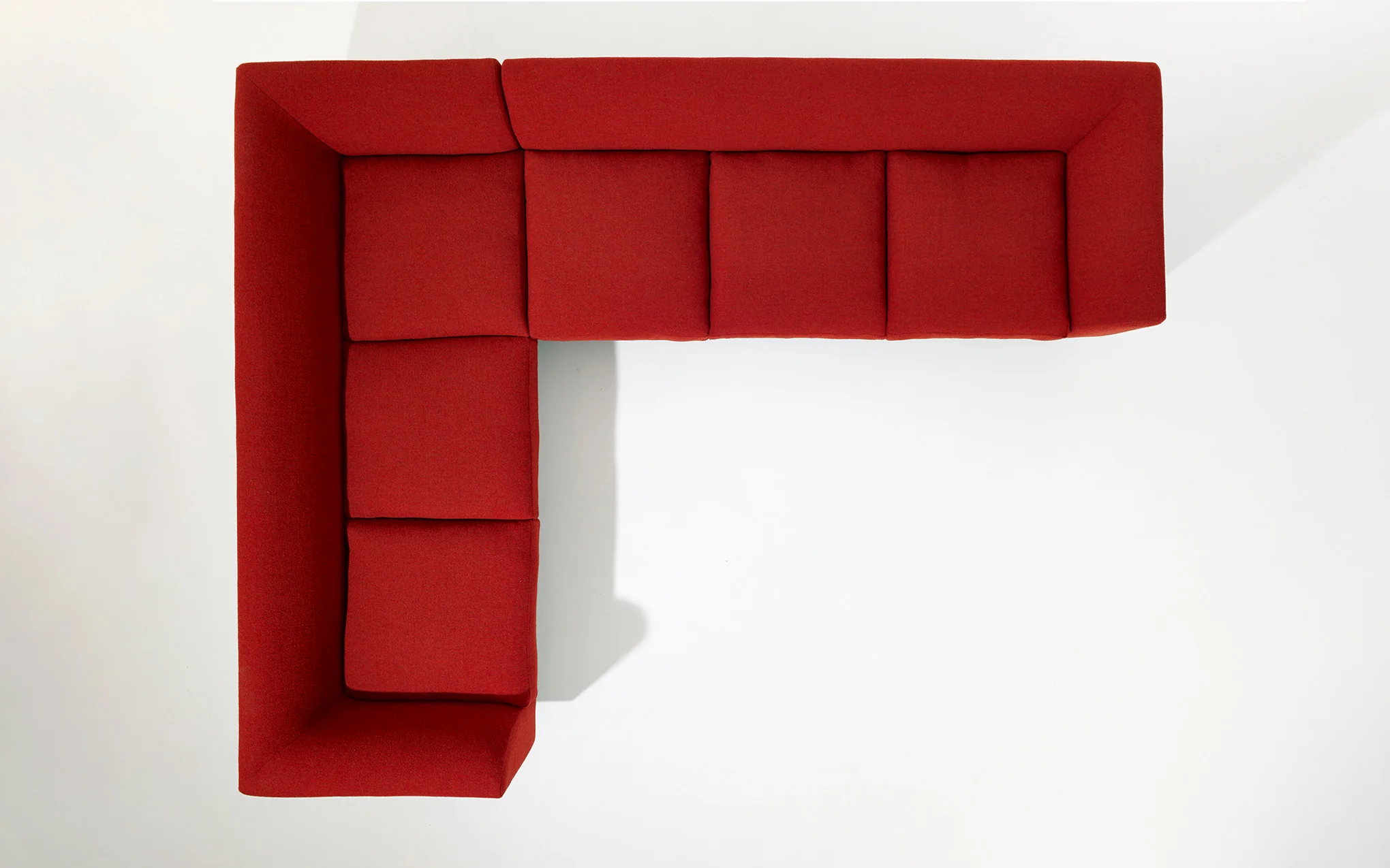 Woodgate sectional sofa - Image 2